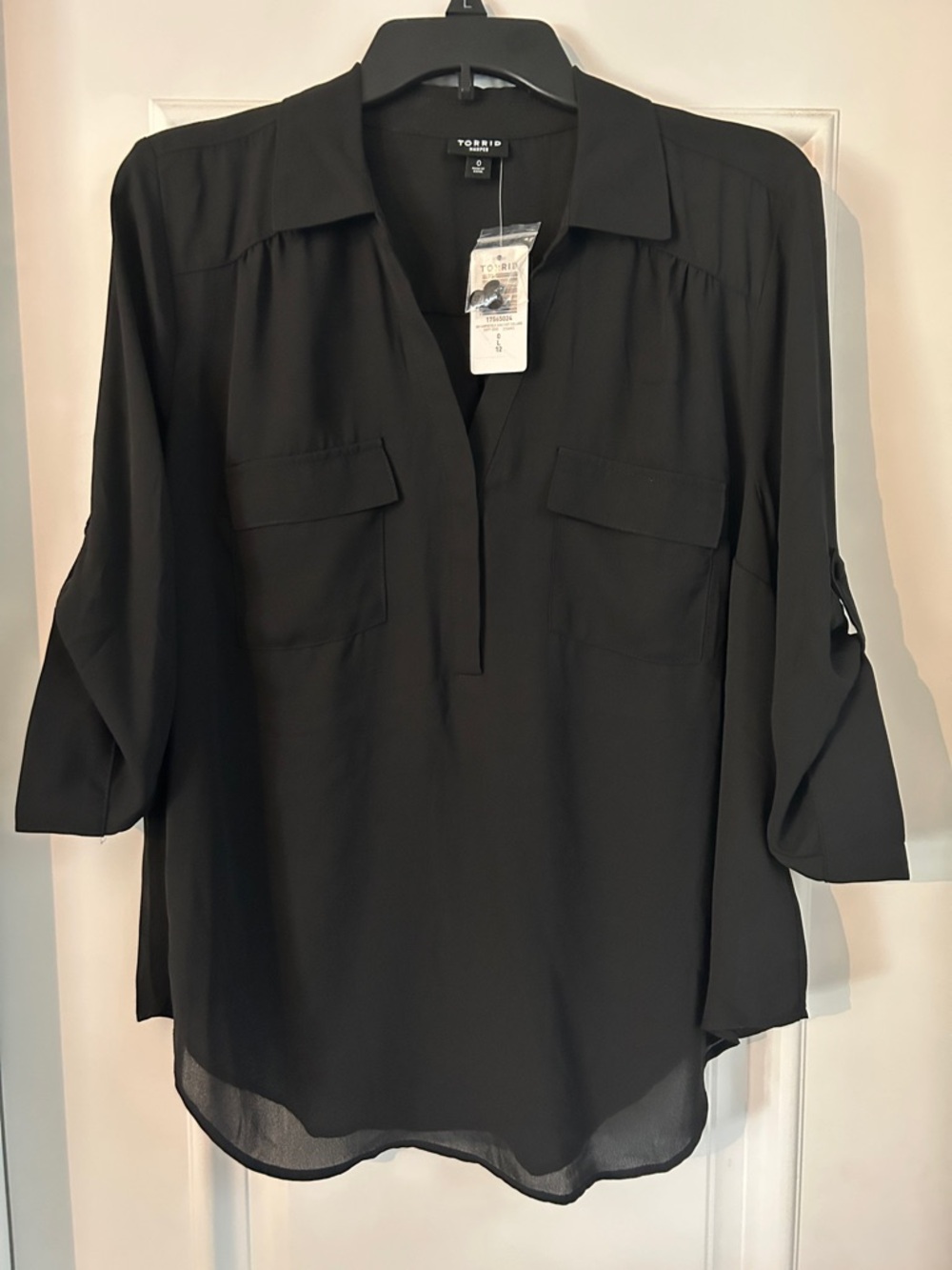 Torrid Harper Collared Blouse with chest pockets NWT size 0